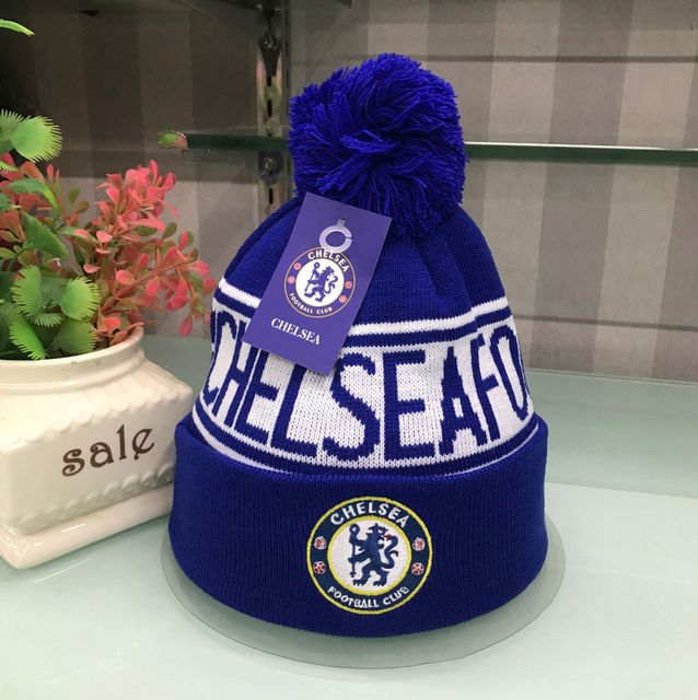 FC Chelsea Football Club Cap Wintermtze Mtze Kappe Bommelmtze Beanie Fan Fussball Zubehr Accessoire Fanshop