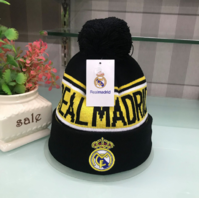 Real Madrid Cap Wintermtze Mtze Kappe Bommelmtze Beanie Fan Fussball Zubehr Accessoire Fanshop